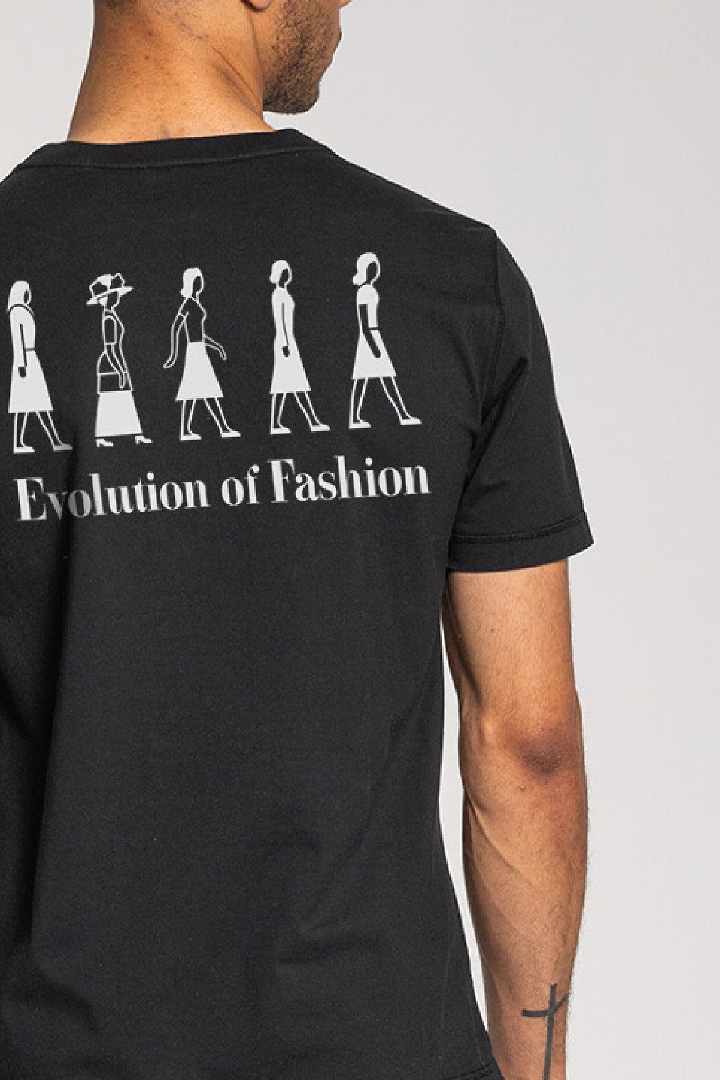 
                  
                    Men's Evolution 3D Logo T-shirt - Black - ORILABO Project
                  
                