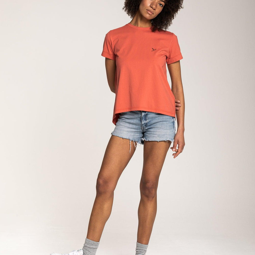 
                  
                    Women's Small Logo tailored T-shirt - Coral - ORILABO Project
                  
                