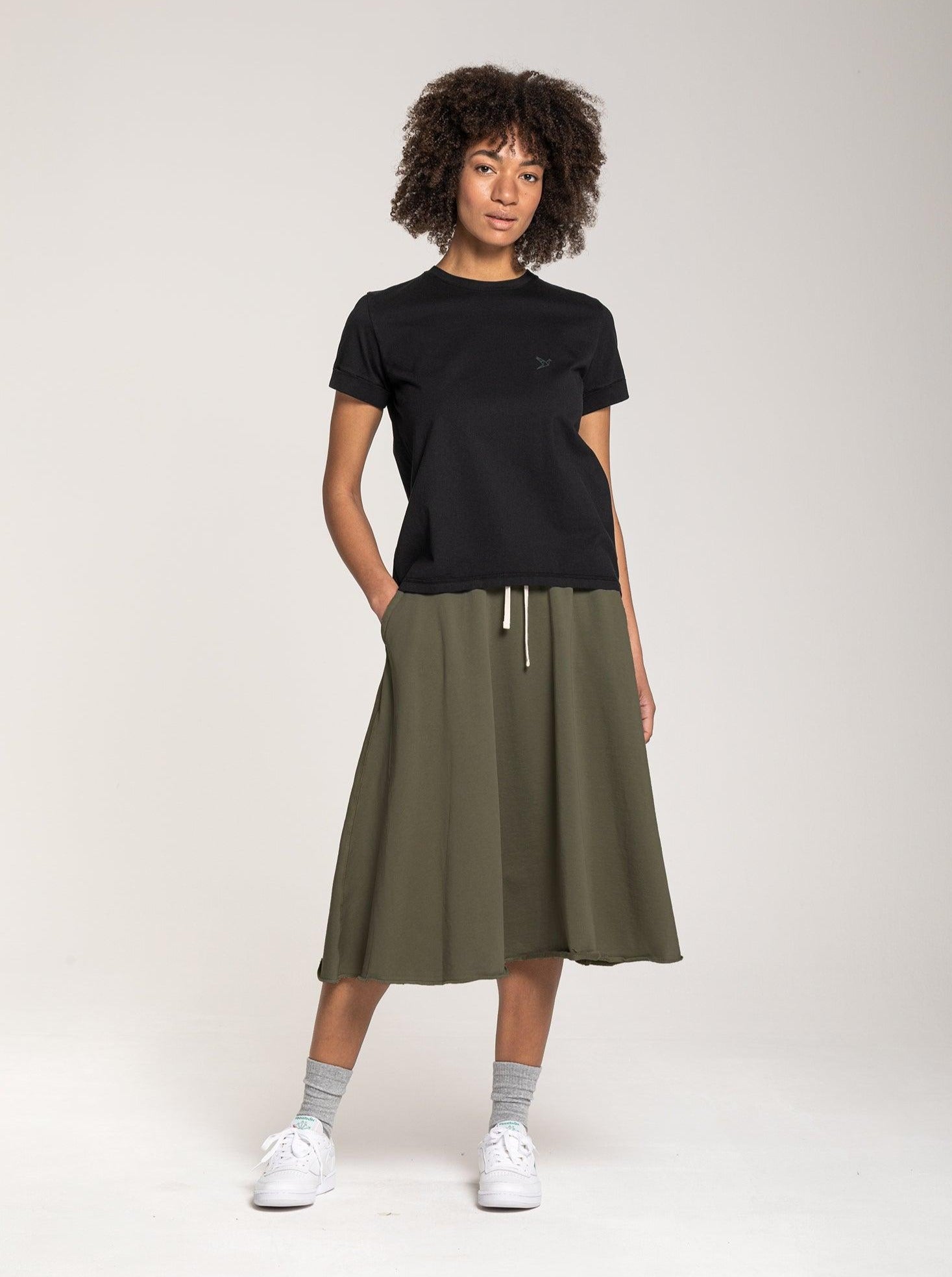 Women's Small Logo tailored T-shirt - Black - ORILABO Project